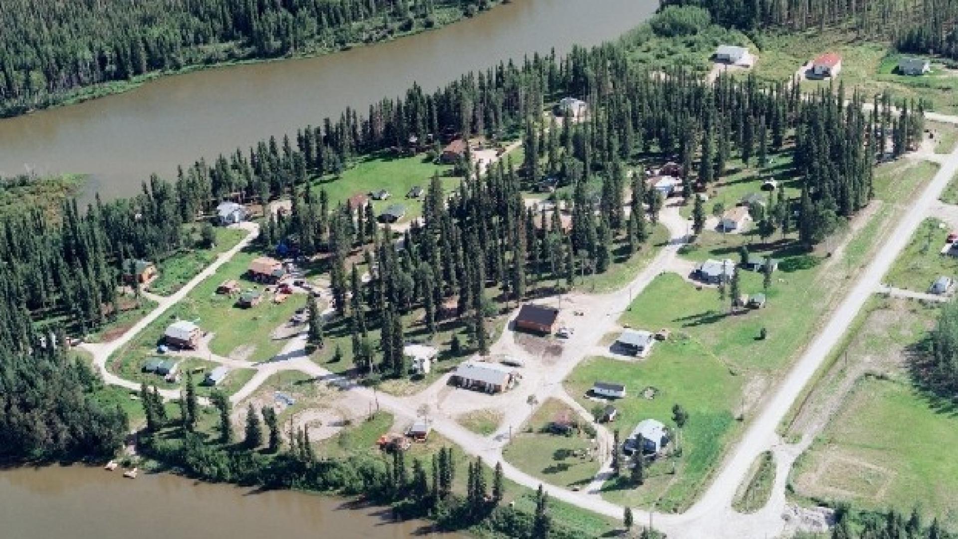 View of Kakisa from air