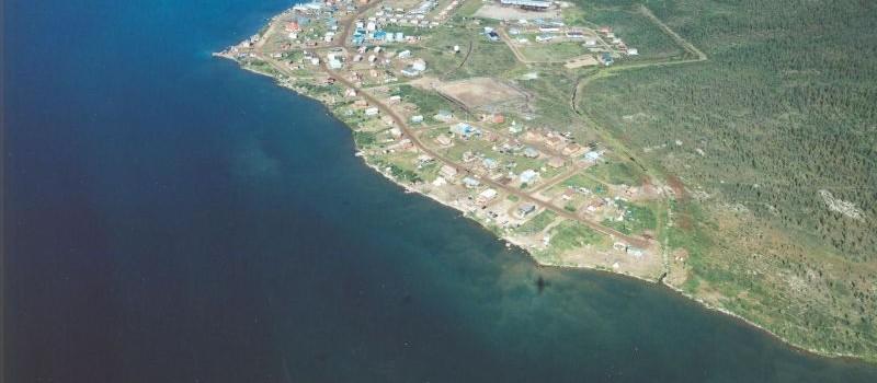 View of Délı̨nę from air